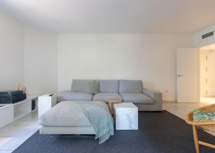 Naranjos Retreat Luz & Terra * Marbella